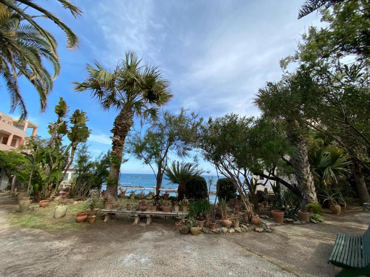 Riviera Villa Sul Mare Сиракуза Екстериор снимка